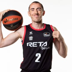 Rousselle: "Me gustaría seguir en Bilbao mucho tiempo"