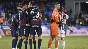 03/12/21 PARTIDO SEGUNDA DIVISION
HUESCA - VALLADOLID
FIN DE PARTIDO SALUDO ANDRES FERNANDEZ