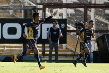 John Santander cumplió una buena temporada en Barnechea, club donde finaliza su préstamo apenas termine el presente torneo.