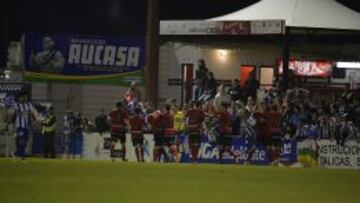 Un aficionado del Deportivo lanzó una piedra al asistente