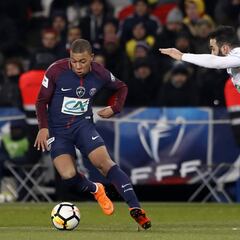 La liga francesa da el grueso de sus derechos a Amazon y Canal+ se retira