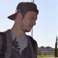 Shevchenko convoca a Zozulya para jugar ante Croacia