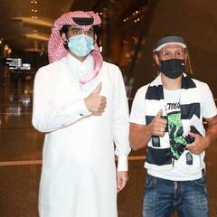 Cazorla ya está en Qatar