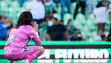 Carlos Acevedo of Santos during the 13th round match between Santos and Atletico de San Luis as part of the Liga BBVA MX, Torneo Clausura 2025 at TSM Corona Stadium, on March 30, 2025 in Torreon, Coahuila, Mexico.