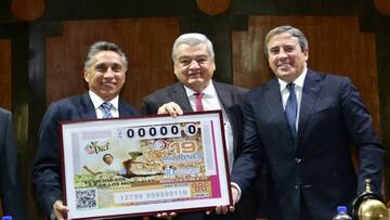 Lotería Nacional rindió homenaje a Manuel Negrete con boleto