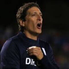 Mario Salas no está conforme: “Falta mayor solidez defensiva”