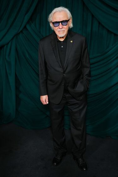 Harvey Keitel posa en la alfombra roja de la cena anual Pre-Oscar celebrada en Beverly Hills. 
