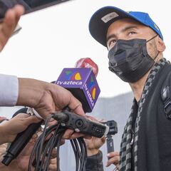 Carlos González debutará como titular ante León