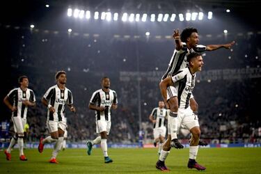 Juventus coach: Barcelona are joint-favourites for European glory