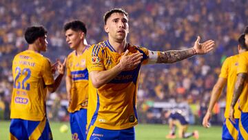 during the 17th round match between Tigres UANL and Pumas UNAM as part of the Liga BBVA MX, Torneo Clausura 2025 at Universitario Stadium, on April 19, 2025 in Universitario, Mexico.