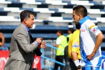 En el 2011 dirgió al Puebla en 7 partidos.