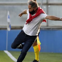 La furia de Holan con el VAR: "Digan que no quieren que salgamos campeones y ya"