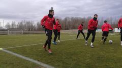 Los jugadores de la Cultural Leonesa durante un entrenamiento. 