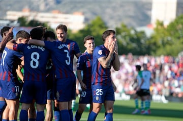 25/05/25  PARTIDO SEGUNDA DIVISION 
ELDENSE - RACING SANTANDER 
SEGUNDO GOL DIEGO COLLADO 2-1 ALEGRIA