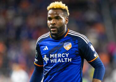 FC Cincinnati (EEUU)
Posición: Delantero centro
Edad: 34
Valor de Mercado: 5MM.  