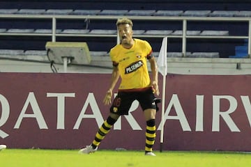 Junior de Barranquilla y Barcelona de Guayaquil se enfrentaron en el estadio Metropolitano por la penúltima fecha del Grupo A de la Copa Libertadores.