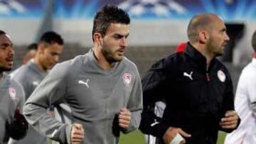 <b>PAREJA ESPAÑOLA. </b>Urko Pardo y Raúl Bravo, ayer en Burdeos.