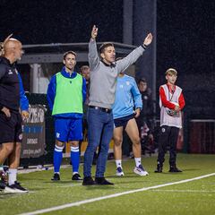 Abraham Paz persigue hacer historia con el gibraltareño St. Joseph’s