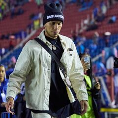 La difícil decisión que deberá tomar Rayados por la lesión de Salcedo