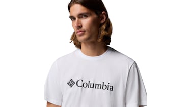 Esta camiseta de Columbia que cuesta menos de 19 euros es ideal para renovar tu armario en primavera