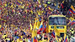 Más de 100.000 hinchas aclamaron a Colombia en Bogotá