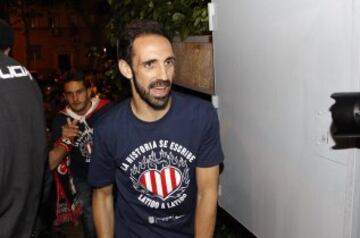 El Atlético de Madrid celebra el título de Liga en el restaurante Asador Donostiarra. Juanfran.