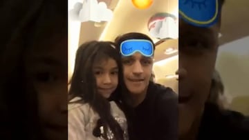 Alexis Sánchez mostró parte de su viaje familiar a París