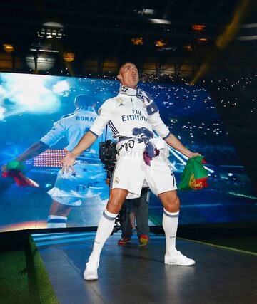 Celebración en el Santiago Bernabéu de la doudécima Champions. 