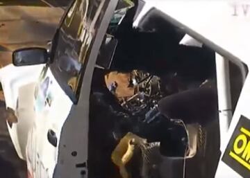 El por entonces piloto de Lotus-Renault perdió el control del coche en el 'Rally Ronde di Andora' impactando con un guardarraí­l que atravesó su Skoda Fabia. En ese accidente perdió prácticamente la movilidad de su brazo derecho.