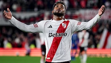 Francescoli defiende a Borja, pese a no ser el nueve ideal para los hinchas de River.