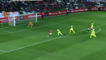 El 'casi gol' de Juan Delgado en derrota del Nàstic