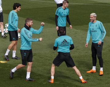 El susto de Isco protagoniza el entrenamiento del Madrid