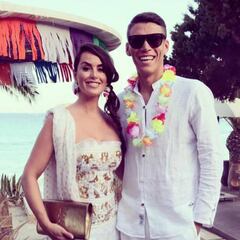 Así disfrutan los futbolistas la boda de Memo Ochoa en Ibiza