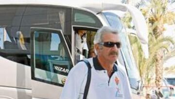 <b>REGRESO A GRAN CANARIA. </b>Vidal, ayer, antes de coger el avión. El gallego vuelve a una antigua casa.