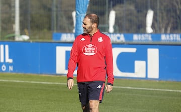 Antonio Méndez, en su primer entrenamiento con el Deportivo.