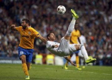 Partido de la Champions League, grupo B. Real Madrid-Juventus. Sergio Ramos y Barzagli.