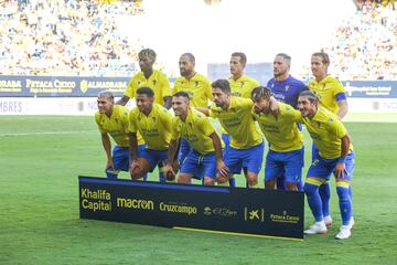 El once inicial del Cádiz. 