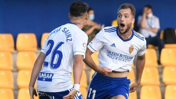 Alcorc車n 1-2 Zaragoza: resumen, resultado y goles | LaLiga SmartBank
