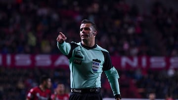 Fernando Hernandez, árbitro