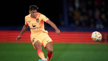 Marcos Llorente, en una acción ante el Levante.