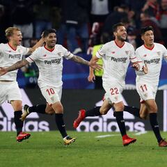 1x1 del Sevilla: Mudo Vázquez hizo hablar al equipo de Berizzo