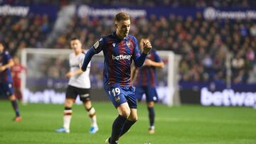 Carlos Clerc of Levante during the La Liga Santander match between Levante and Valencia CF at Estadio Ciutat de Valencia on December 7, 2019 in Valencia, Spain
 
 Maria Jose Segovia / AFP7 / Europa Press
 07/12/2019 ONLY FOR USE IN SPAIN