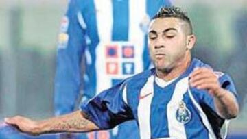 <b>BUEN REFUERZO. </b>Quaresma reforzaría la banda derecha.