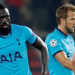 Davinson como Puyol, Ramos... Cambiaron de posición