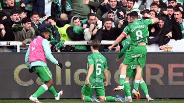 Partido entre el Burgos CF y el R. Racing Club, celebrado en el estadio ‘El Plantío’
Gol de Castro del Racing
09/02/2025 - RICARDO ORDÓÑEZ