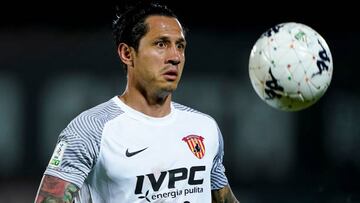 ASCOLI PICENO, ITALY - MAY 13: Gianluca Lapadula of Benevento Calcio in action during the Serie B Playoffs match between Ascoli Calcio 1898 FC and Benevento Calcio¨œ at Stadio Cino e Lillo Del Duca on May 13, 2022 in Ascoli Piceno, Italy. (Photo by Danilo Di Giovanni/Getty Images)