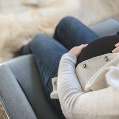 ¿Hay que declarar la prestación por maternidad y paternidad en la Renta 2021-22?