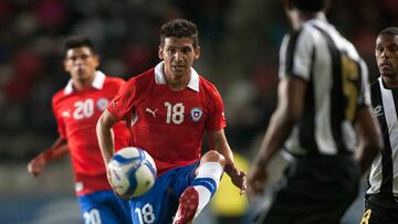 Futbol, Chile vs Costa Rica.
Partido amistoso 2014.
Gonzalo Barriga jugador de Chile en accion durante el partido amistoso contra Costa Rica jugado en el estadio Francisco sanchez Rumoroso en Coquimbo, Chile.
22/01/2014
Marcelo Hernandez/Photosport*****************

Football, Chile vs Costa Rica.
Friendly match 2014.
Chile's player Gonzalo Barriga in action during friendly football match against Costa Rica at Francisco Sanchez Rumoroso stadium in Coquimbo, Chile.
22/01/2014
Marcelo Hernandez/Photosport