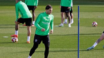 03/01/24 
ELCHE 
ENTRENAMIENTO 
RAUL GUTI 