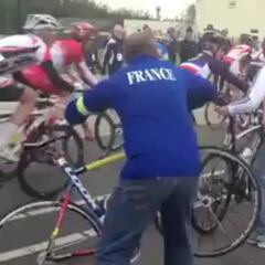 ¡Increíble! El cambio más rápido de bicicleta de la historia